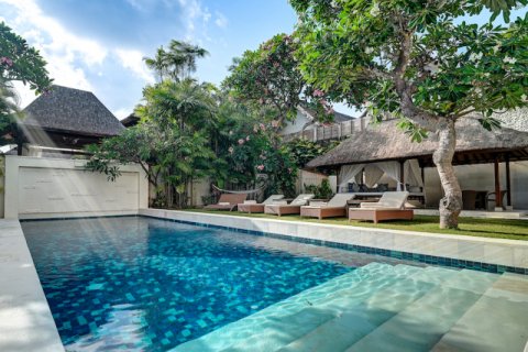 Вилла с 5 спальнями в Seminyak, Бадунг, Индонезия № 8728 27