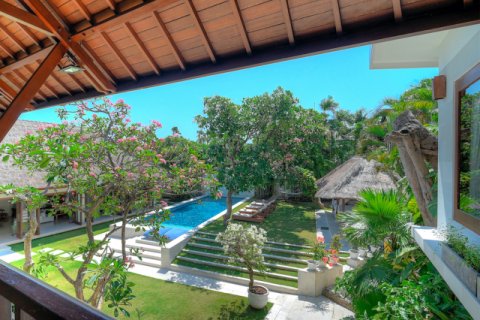 Вилла с 5 спальнями в Seminyak, Бадунг, Индонезия № 8728 24