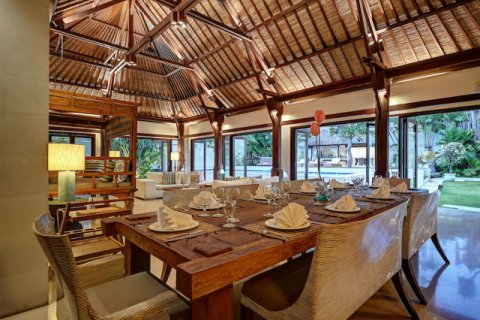 Вилла с 5 спальнями в Seminyak, Бадунг, Индонезия № 8728 5