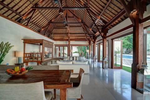 Вилла с 5 спальнями в Seminyak, Бадунг, Индонезия № 8728 4