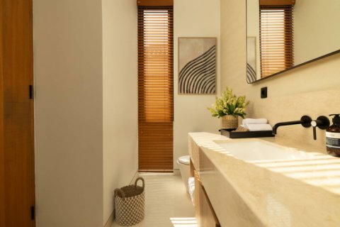 3 bedrooms Villa in Canggu, Badung, Indonesia No. 8732 15