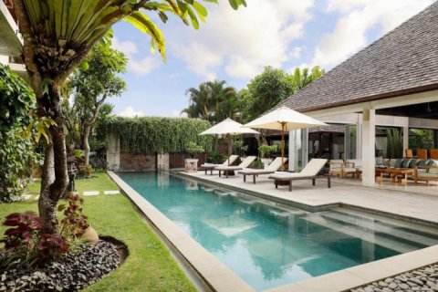 5 bedrooms Villa in Seminyak, Badung, Indonesia No. 8729 2
