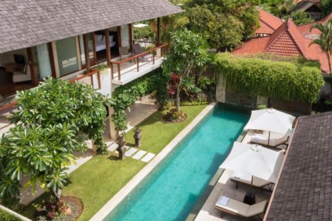 5 bedrooms Villa in Seminyak, Badung, Indonesia No. 8729 7