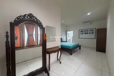 3 bedrooms Villa in Kerobokan, Badung, Indonesia No. 12377 18