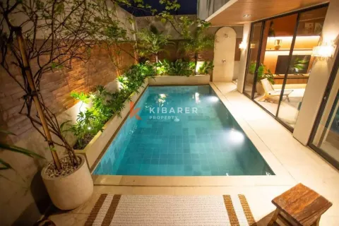 2 bedrooms Villa in Kerobokan, Badung, Indonesia No. 12374