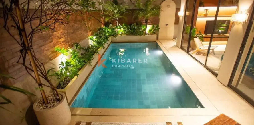 2 bedrooms Villa in Kerobokan, Badung, Indonesia No. 12374