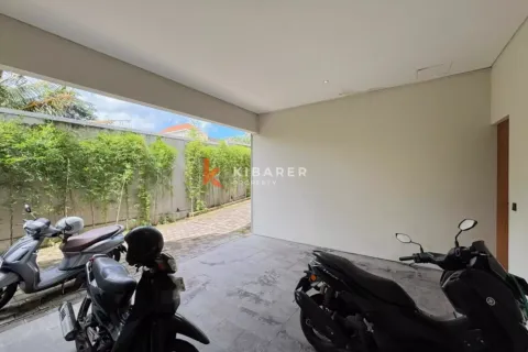 4 bedrooms Villa in Canggu, Badung, Indonesia No. 12375 30