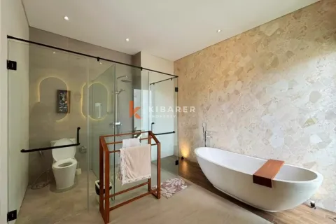 4 bedrooms Villa in Canggu, Badung, Indonesia No. 12375 12
