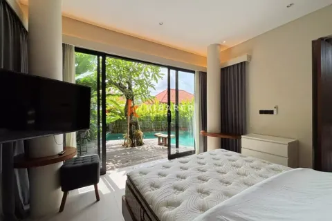 4 bedrooms Villa in Canggu, Badung, Indonesia No. 12375 24