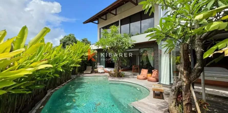 4 bedrooms Villa in Canggu, Badung, Indonesia No. 12375