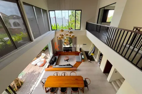 4 bedrooms Villa in Canggu, Badung, Indonesia No. 12375 7