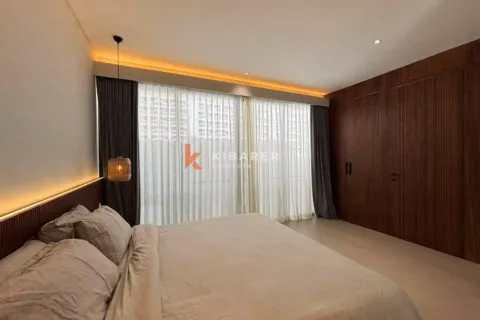 4 bedrooms Villa in Canggu, Badung, Indonesia No. 12375 16