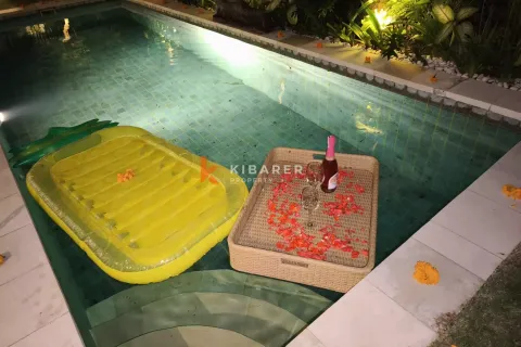 2 bedrooms Villa in Kerobokan, Badung, Indonesia No. 12487 4