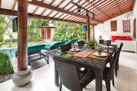Вилла с 4 спальнями в Seminyak, Бадунг, Индонезия № 8740 6