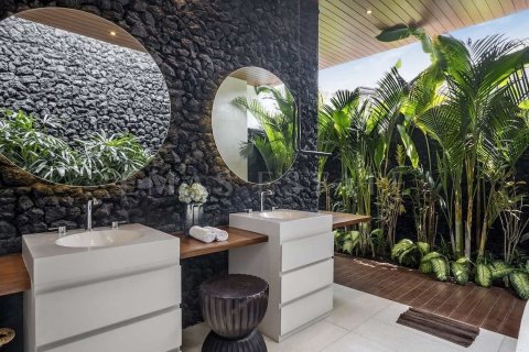 3 bedrooms Villa in Gianyar, Indonesia No. 1864 8