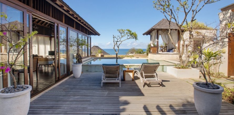 2 bedrooms Villa in Seminyak, Badung, Indonesia No. 1073