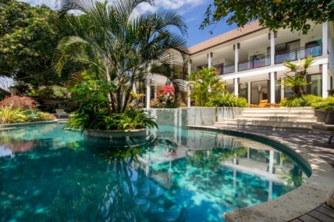 3 bedrooms Villa in South Kuta, Badung, Indonesia No. 1078 8