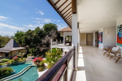 3 bedrooms Villa in South Kuta, Badung, Indonesia No. 1078 30