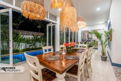 Вилла с 2 спальнями в Seminyak, Бадунг, Индонезия № 8915 21
