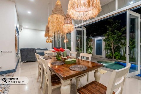 Вилла с 2 спальнями в Seminyak, Бадунг, Индонезия № 8915 23