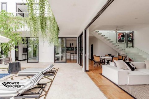 3 bedrooms Villa in Canggu, Badung, Indonesia No. 8948 16