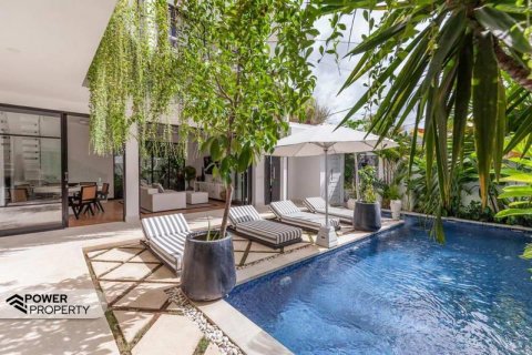 3 bedrooms Villa in Canggu, Badung, Indonesia No. 8948