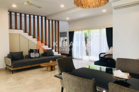3 bedrooms Villa in Tibubeneng, Badung, Indonesia No. 12967 9
