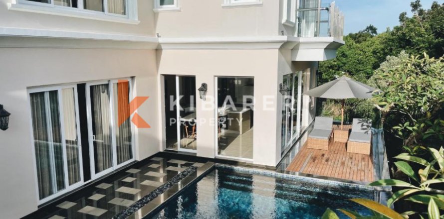 3 bedrooms Villa in South Kuta, Badung, Indonesia No. 12969