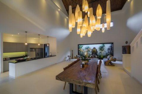 Вилла с 5 спальнями в Seminyak, Бадунг, Индонезия № 694 5