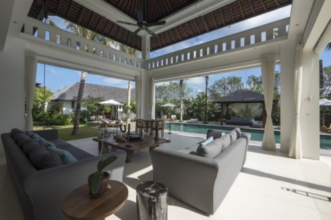 Вилла с 5 спальнями в Seminyak, Бадунг, Индонезия № 694 19
