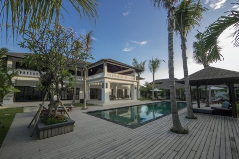 Вилла с 5 спальнями в Seminyak, Бадунг, Индонезия № 694 4