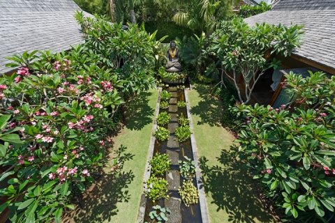 Вилла с 5 спальнями в Seminyak, Бадунг, Индонезия № 695 16
