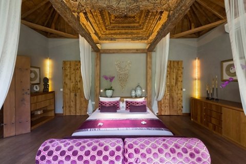Вилла с 5 спальнями в Seminyak, Бадунг, Индонезия № 695 5