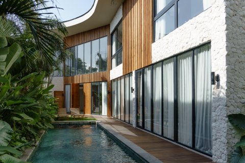 426m2 Villa in Badung, Indonesia No. 9734 1