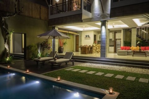 Вилла с 2 спальнями в Seminyak, Бадунг, Индонезия № 1296 7
