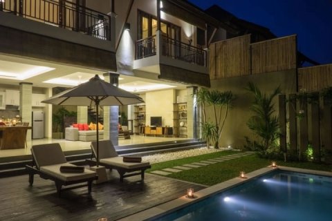 Вилла с 2 спальнями в Seminyak, Бадунг, Индонезия № 1296 6