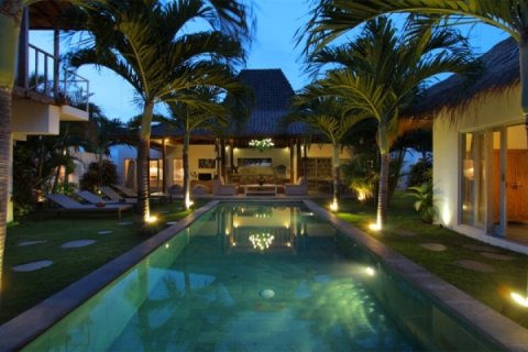 4 bedrooms Villa in Seminyak, Badung, Indonesia No. 1298 11
