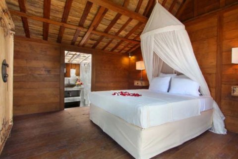 4 bedrooms Villa in Seminyak, Badung, Indonesia No. 1298 8
