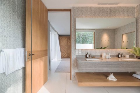 6 bedrooms Villa in Seminyak, Badung, Indonesia No. 587 26