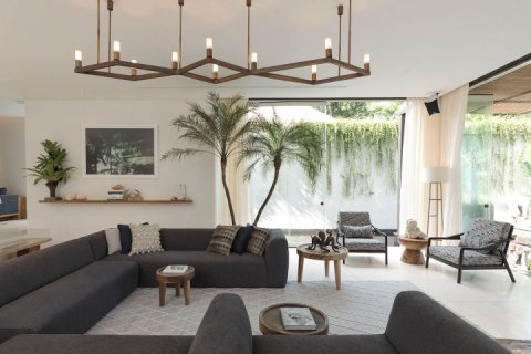 6 bedrooms Villa in Seminyak, Badung, Indonesia No. 587 13