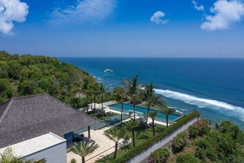 6 bedrooms Villa in South Kuta, Badung, Indonesia No. 590 7