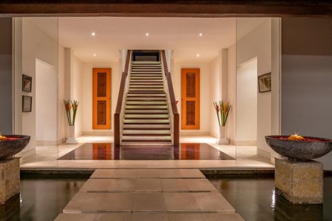 6 bedrooms Villa in South Kuta, Badung, Indonesia No. 590 22