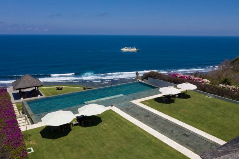 6 bedrooms Villa in South Kuta, Badung, Indonesia No. 590 29