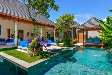 Вилла с 4 спальнями в Seminyak, Бадунг, Индонезия № 1162 1