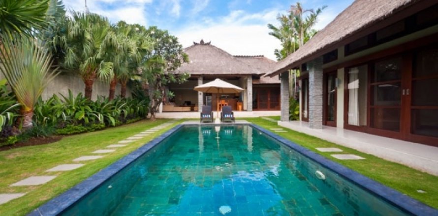 3 bedrooms Villa in Seminyak, Badung, Indonesia No. 1157