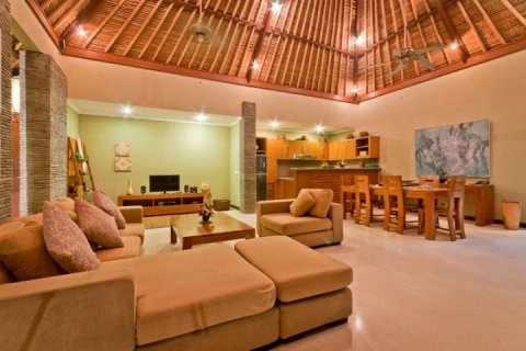 3 bedrooms Villa in Seminyak, Badung, Indonesia No. 1157 9