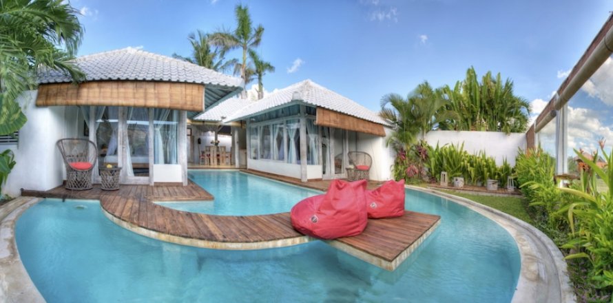 4 bedrooms Villa in Seminyak, Badung, Indonesia No. 1161
