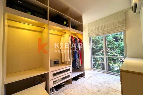 4 bedrooms Villa in Kerobokan, Badung, Indonesia No. 12239 20