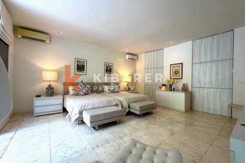 4 bedrooms Villa in Kerobokan, Badung, Indonesia No. 12239 22