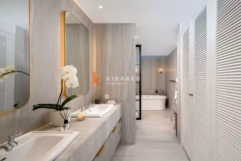 Вилла с 4 спальнями в Tibubeneng, Бадунг, Индонезия № 12241 12